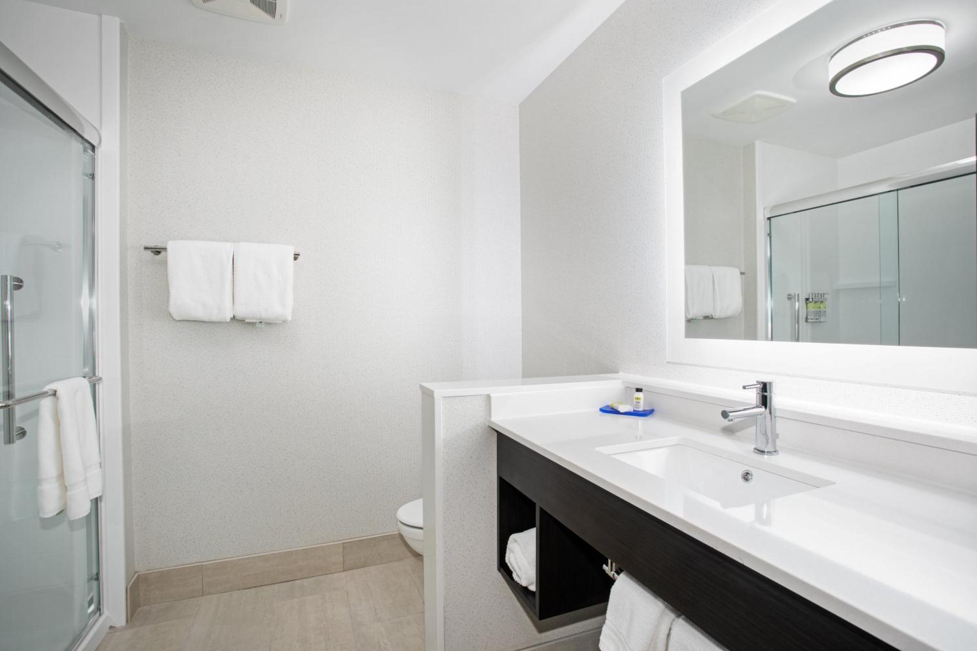 Holiday Inn Express & Suites - Ely By Ihg Екстер'єр фото